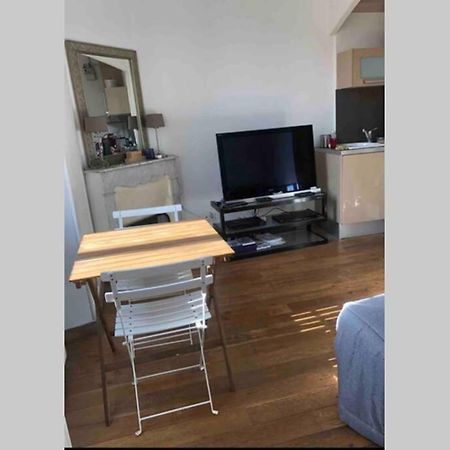 Bel Appartement Bien Place Au Coeur De Кан Екстериор снимка