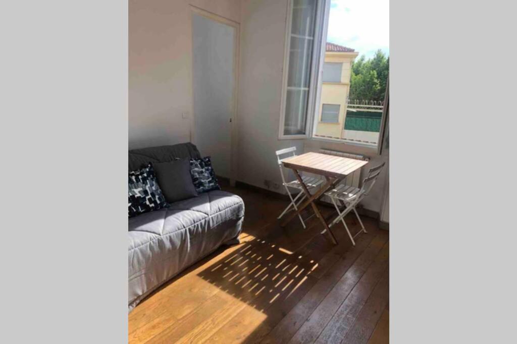 Bel Appartement Bien Place Au Coeur De Кан Екстериор снимка